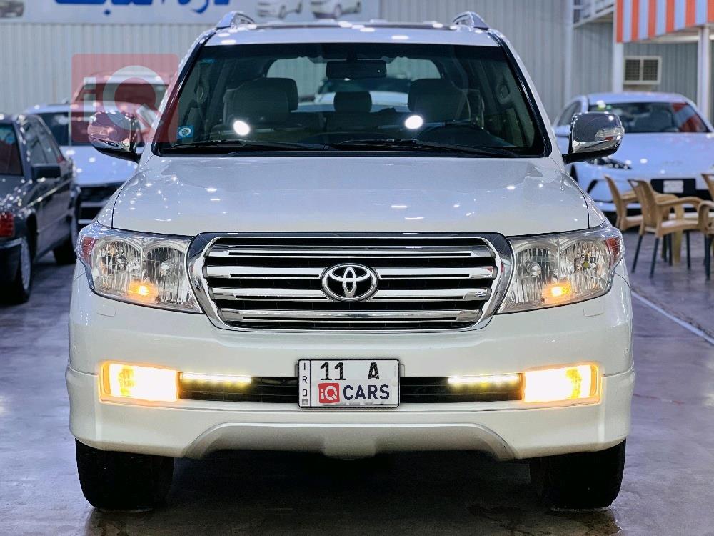 تويوتا لاندكروزر